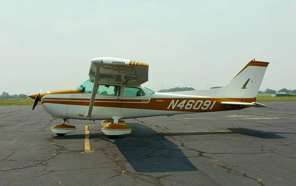 1975 Cessna 172M parked on the ramp